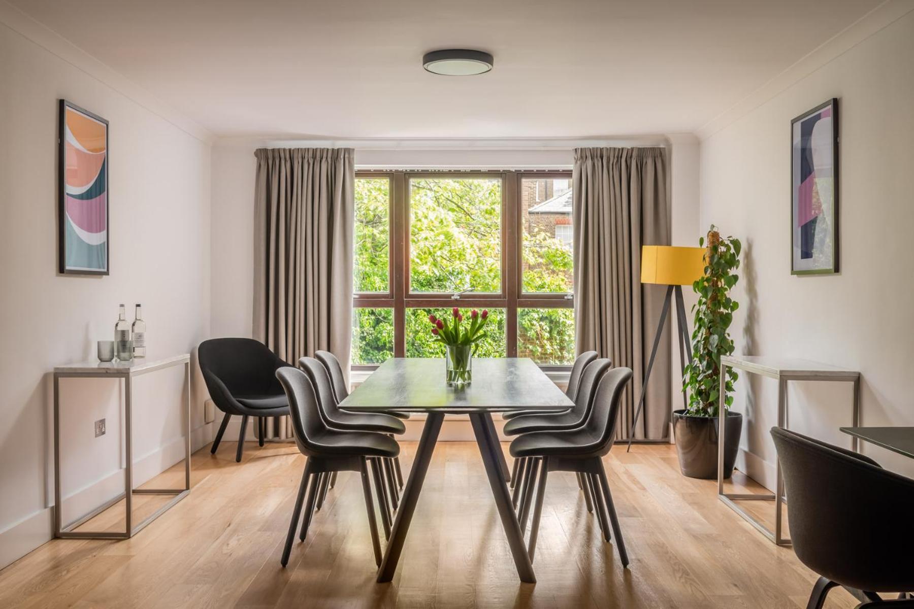 Monarch House - Serviced Apartments - Kensington London Exteriör bild