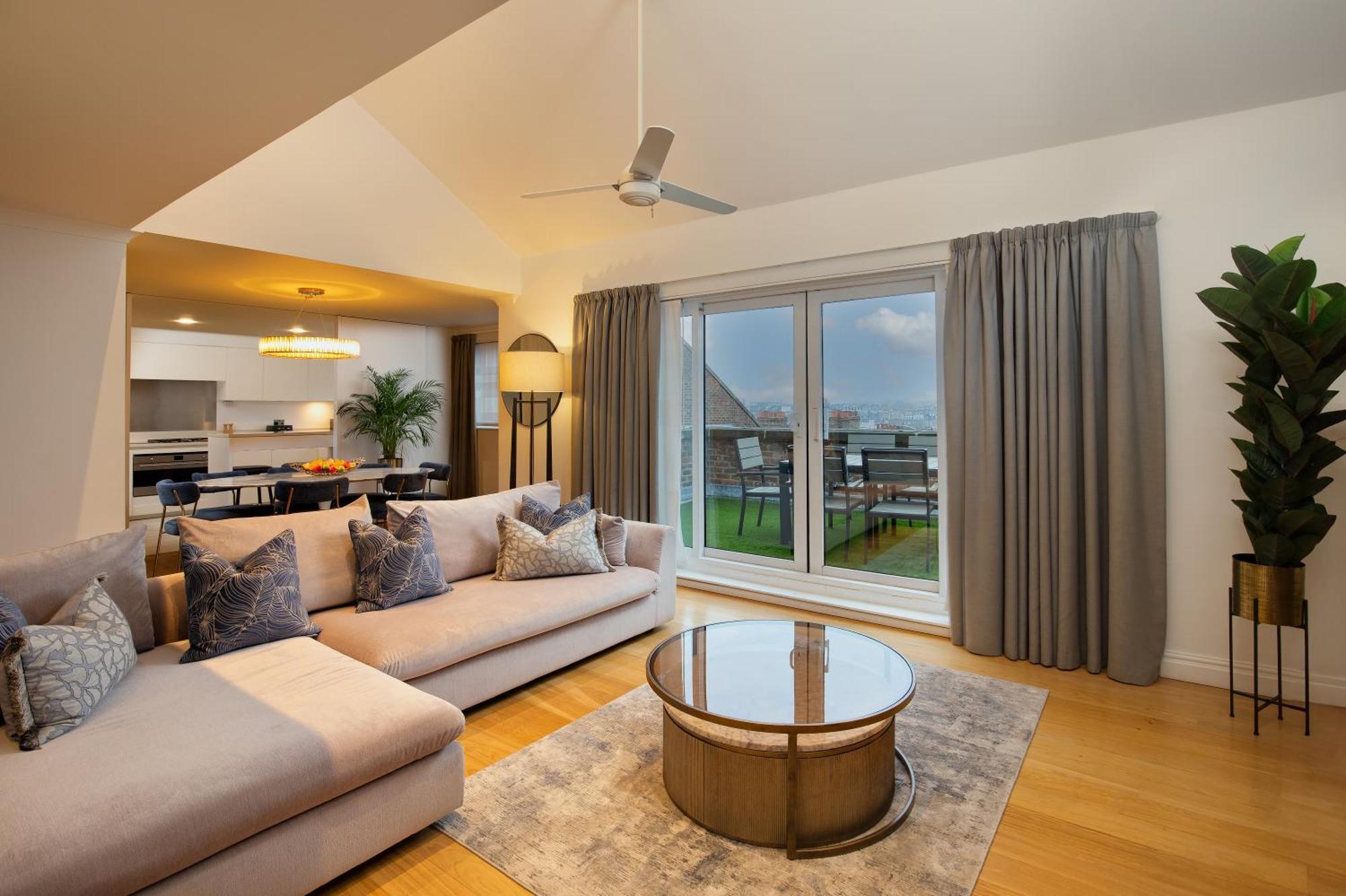 Monarch House - Serviced Apartments - Kensington London Exteriör bild