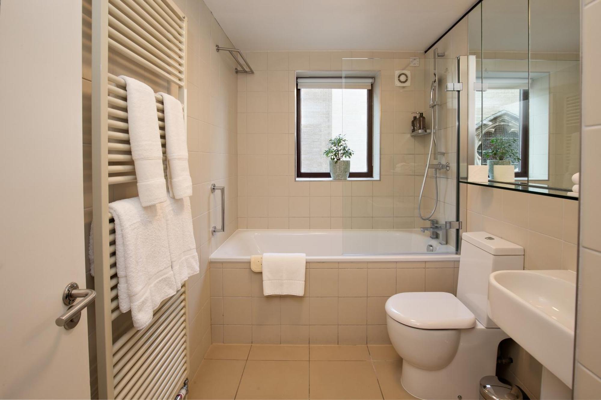 Monarch House - Serviced Apartments - Kensington London Exteriör bild